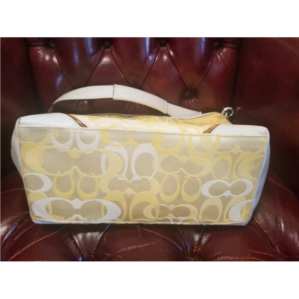 Coach yellow and white large hobo shoulder handbag with tan leather trim - Picture 6 of 7